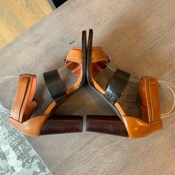 NWOT Rebecca Minkoff leather sandals. Tan, black and brown. Size 7.5 - Picture 6 of 12
